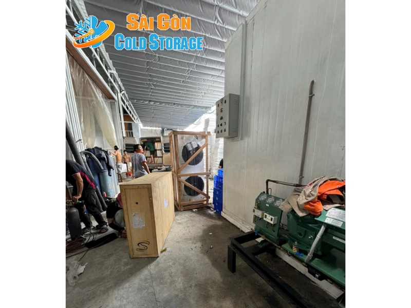 Các yếu tố cần xem xét khi thi công kho lạnh đá gel tại Hóc Môn